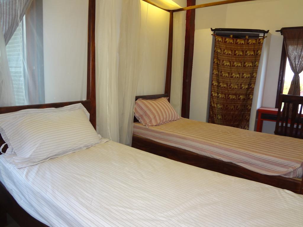 Red House Hotel Koh Dach Room photo